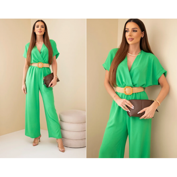 Kombinezon s ukrasnim remenom